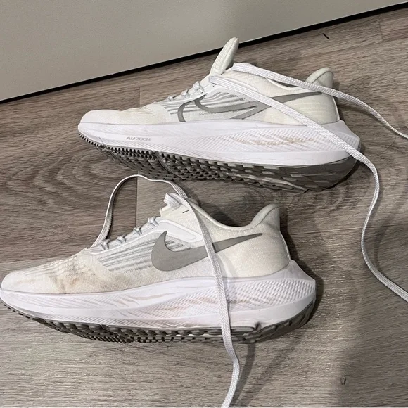 White and Gray Women’s Nike Air Zoom Pegasus Sneakers - Picture 9 of 12